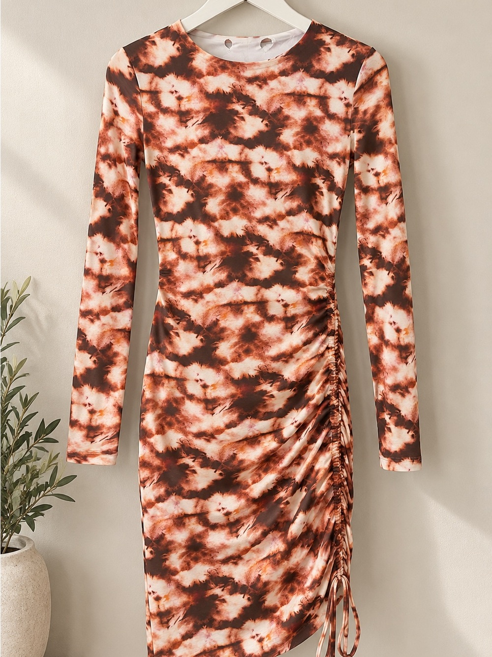 Tiger Mist Rust and Cream Tie-Dye Long Sleeve Ruched Bodycon Dress